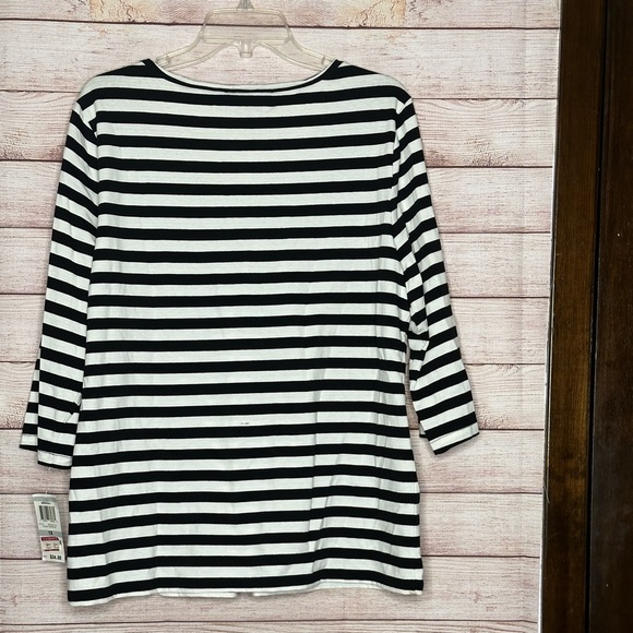 B&W Stripe Style&Co top - Picture 6 of 10